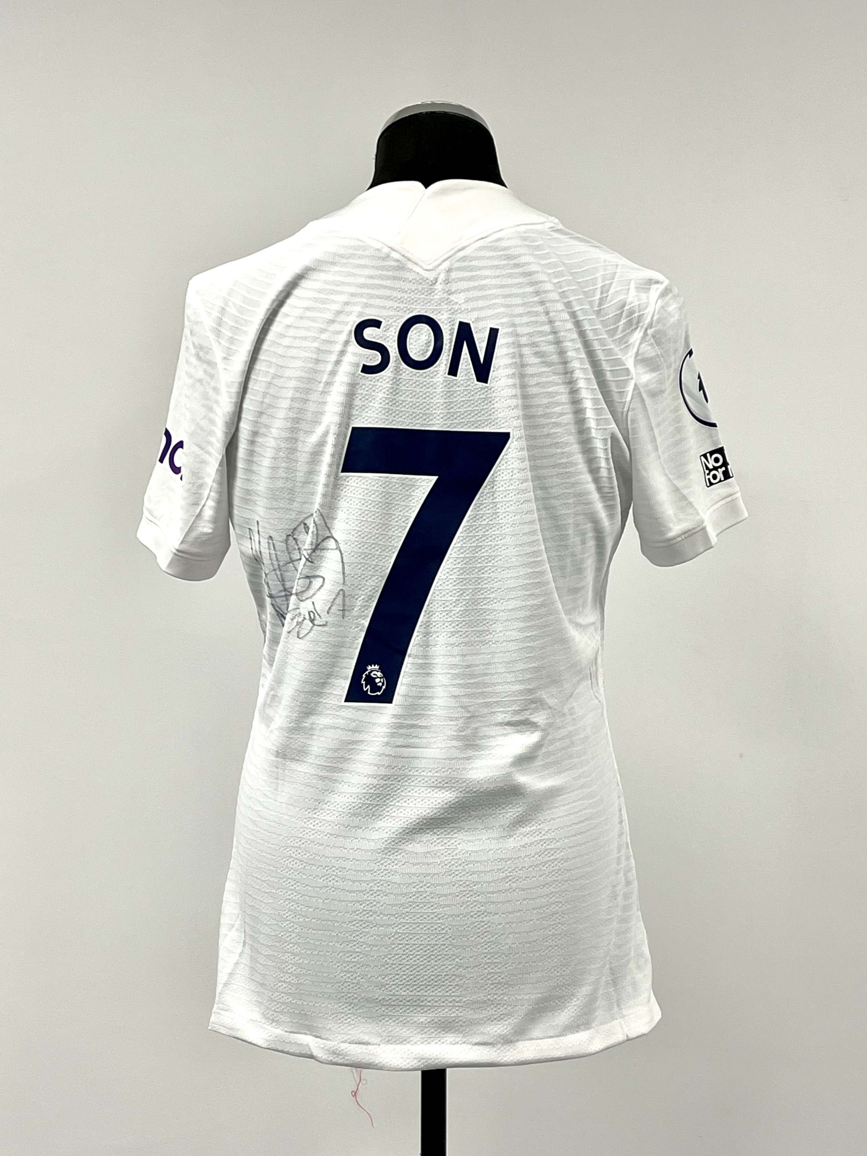 Son Heung-min signed white Tottenham Hotspur no.7 home jersey, season 2021-22, match-issue, Nike, - Image 3 of 3