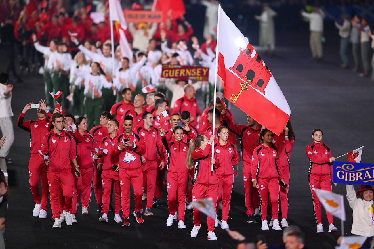 B2022 Parade Flag from Opening and Closing Ceremonies - Guernsey - Image 2 of 2