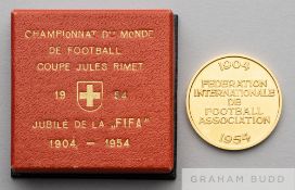 FIFA 50th anniversary continental 900/1000 gold medal by Peka, issued in conjunction with the 1954
