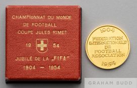 FIFA 50th anniversary continental 900/1000 gold medal by Peka, issued in conjunction with the 1954