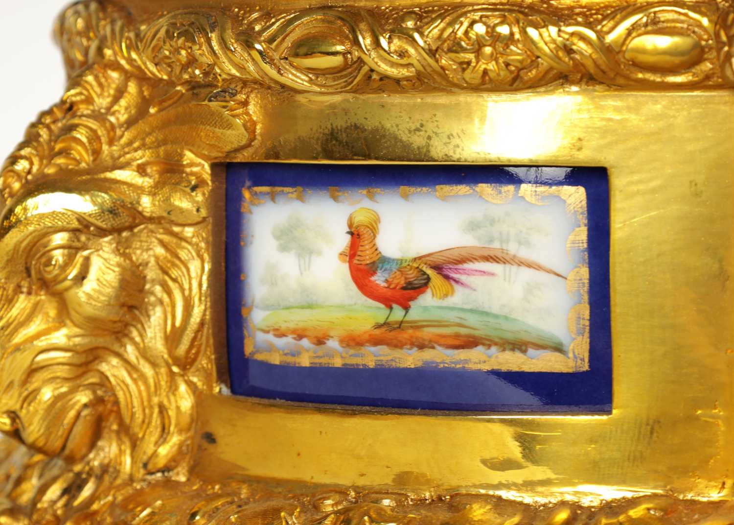 A FINE MID 19TH FRENCH ORMOLU AND 'SEVRES' PORCELAIN MOUNTED REVOLVING URN CLOCK - Image 4 of 13