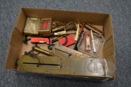 Miscellaneous collectables to include spring balances, cigarette holders etc.
