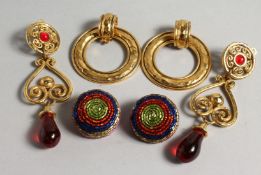 THREE PAIRS OF DESIGNER EAR RINGS.
