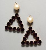 A PAIR OF LISA JENKINS DESIGNER TRIANGLE SHAPED EAR RINGS