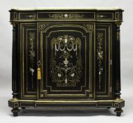 A SUPERB 19TH CENTURY FRENCH BOULLE CREDENZA of breakfront form with white marble top, the front