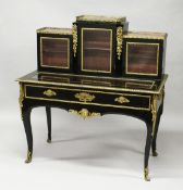 A VERY GOOD 19TH CENTURY EBONY, ORMOLU AND MARBLE VITRINE TABLE /CABINET, the stepped upper