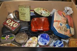 A collection of trinket boxes etc.