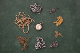 Silver and gilt metal necklaces etc.