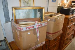 A large quantity of decorative paintings and prints.
