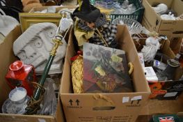 Miscellaneous collectables.