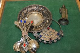 Decorative coffee spoons etc.