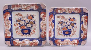 TWO JAPANESE IMARI SQUARE FORM PORCELAIN DISHES, with clipped corners, each decorated in the