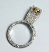 A SILVER OWL SPY GLASS