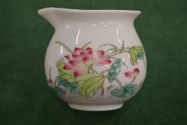 A Chinese Republican style pouring vessel.