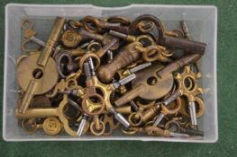 Various watch keys.