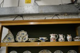 Mason's Regency triangular shaped dish, an hors d'oeuvres dish and similar items.