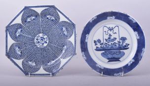 TWO CHINESE BLUE AND WHITE PORCELAIN DISHES, (af).