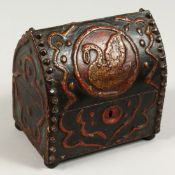 A SMALL ITALIAN POLYCHROME DOMED TOP RELIQUARY CASKET with birds and scrolls in gilt relief. 5.5ins