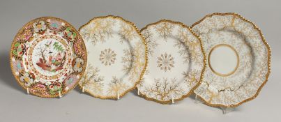 A 19TH CENTURY BARR FLIGHT AND BARR IMARI STYLE PLATE, painted with an oriental figure in a