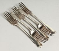 A SET OF FIVE GEORGE III TABLE FORKS London, 1798, maker Ely & Fearn, weight 11ozs.