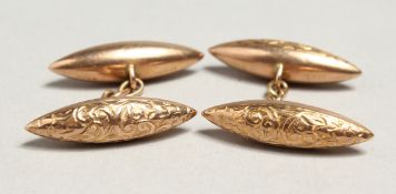 A PAIR OF 9CT GOLD VICTORIAN CUFF LINKS