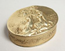 A DUTCH .800 SILVER GILT OVAL SNUFF BOX.