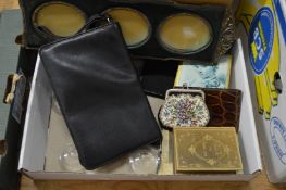 Miscellaneous collectables.