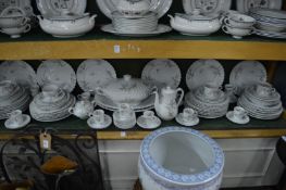 A Haviland Limoges floral decorated dinner service.