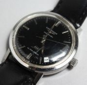 A GENTLEMAN'S LONGINES AUTOMATIC STAINLESS STEEL WRISTWATCH,black dial, button numerals, sweep
