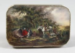 A LADIES ENGINE TURNED SILVER BOX the lid with an enamel hunting scene 2.75ins long.