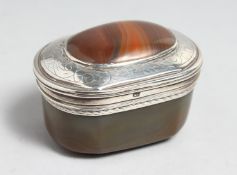 A SCOTTISH PROVINCIAL AGATE AND SILVER SNUFF BOX by Alexander Cameron of Dundee.