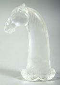 AN INDIAN CUT GLASS HORSE HEAD DAGGER HANDLE, 13cm long.
