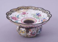 AN 18TH CENTURY CHINESE CANTON ENAMELLED COPPER SPITTOON, for the Islamic market, enamelled with