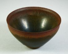 A CHINESE HARE'S FUR POTTERY BOWL, 12cm diameter.