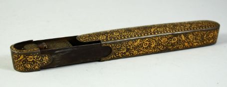 A VERY FINE 19TH CENTURY PERSIAN QAJAR GOLD INLAID STEEL QALAMDAN PEN BOX, the exterior gold inlay