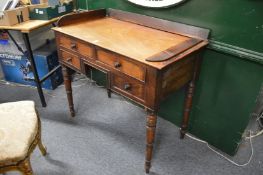 A 19th century mahogany side table / wash stand.