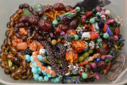 A box of bijouterie.