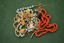 A bag of bijouterie.