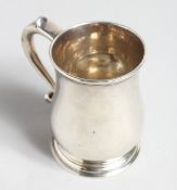 A SMALL HEAVY GEORGE II MUG. London 1728. Maker G. S.