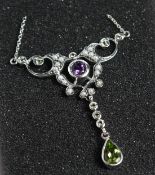 A GOOD PERIDOT, AMETHYST AND PEARL SUFFRAGETTE NECKLACE
