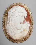 A GOOD VICTORIAN OVAL CAMEO BROOCH of a lady. 6.5cm x 4cm.