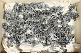 A LARGE QUANTITY OF LEAD SOLDIERS.