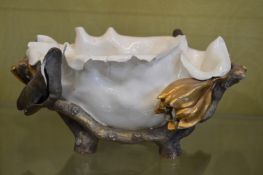 A Moor's naturalistically shaped porcelain bowl (AF).
