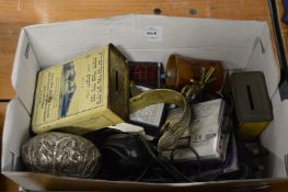 Miscellaneous collectables.