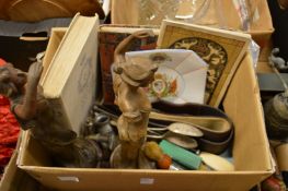 Miscellaneous collectables.