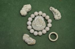 Chinese hardstone pendants etc.