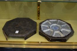 A Chinese blue and white supper set in a lacquer box (AF).