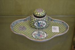 A Samson of Paris porcelain ink stand.