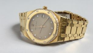 A GOOD AUDEMARS PIGUET 18CT GOLD AND DIAMOND ROYAL OAK QUARTZ WRISTWATCH. No. 249 in original box.