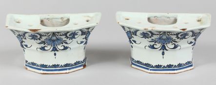 A GOOD PAIR OF 18TH - 19TH CENTURY TIN GLAZE CROCUS POTS. 7ins diameter.